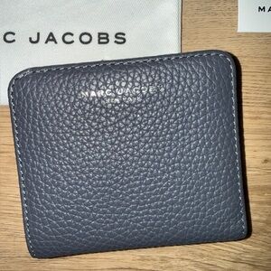 Marc Jacobs Gray Leather Wallet